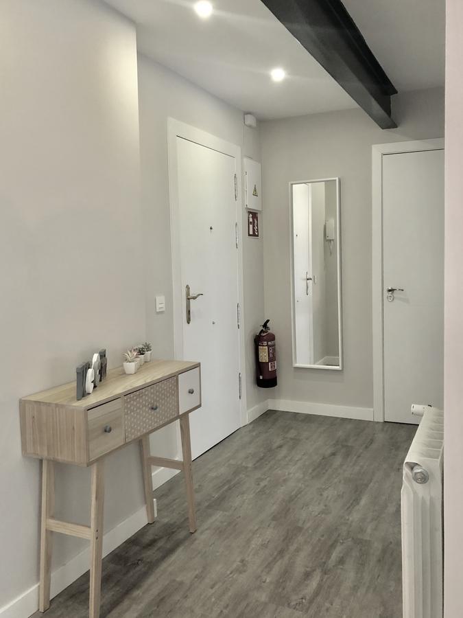 Plaza 5 Carabanchel Apartment Madrid Esterno foto